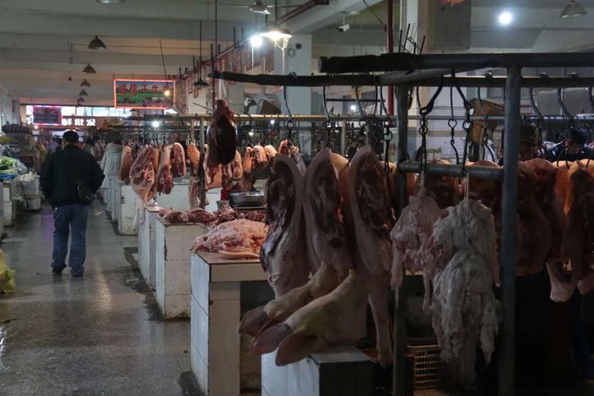 恩施年货指南 认准蓝色脚环，选购放心家禽